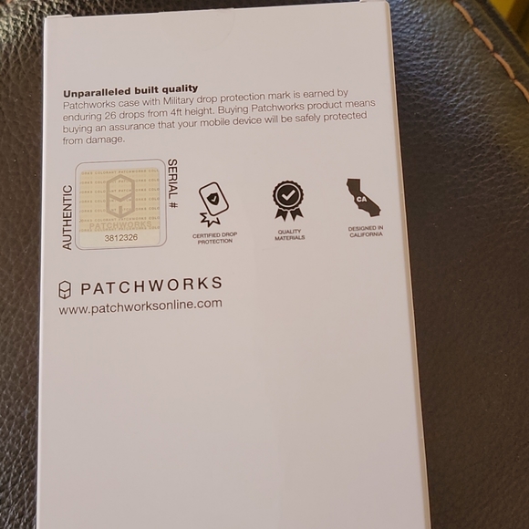 NEW! 3 Card Wallet Stand - Picture 2 of 2